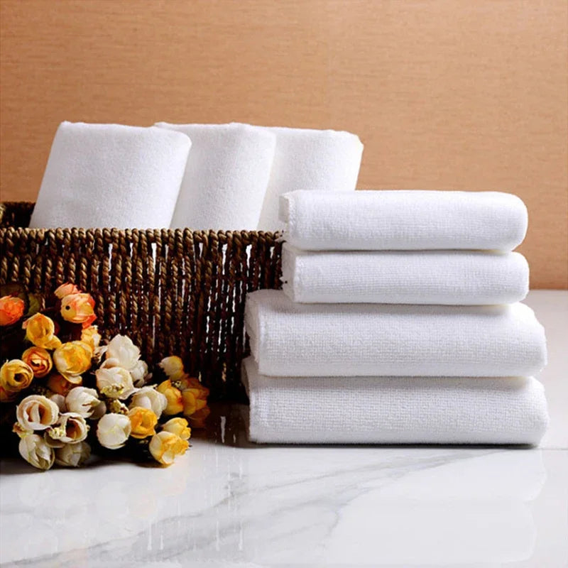 This set of 5 white microfiber towels is multifunctional and portable. Yoga Shop 2018